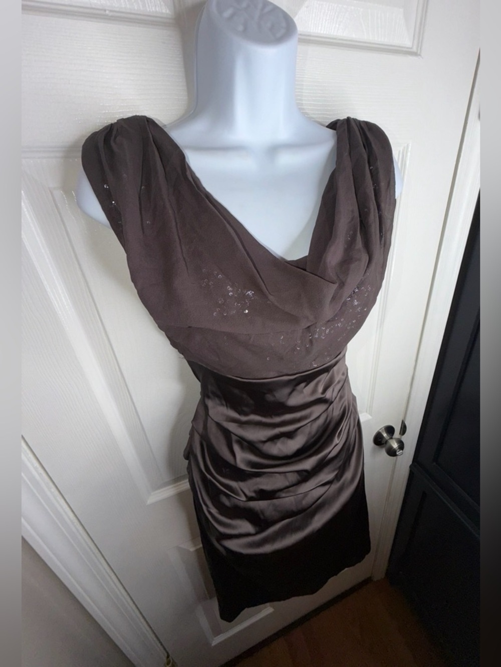Suzi Chin Maggy Boutique Women’s 10 Sheath Dress Sequin Cowl Neck Cocktail M - Picture 2 of 16